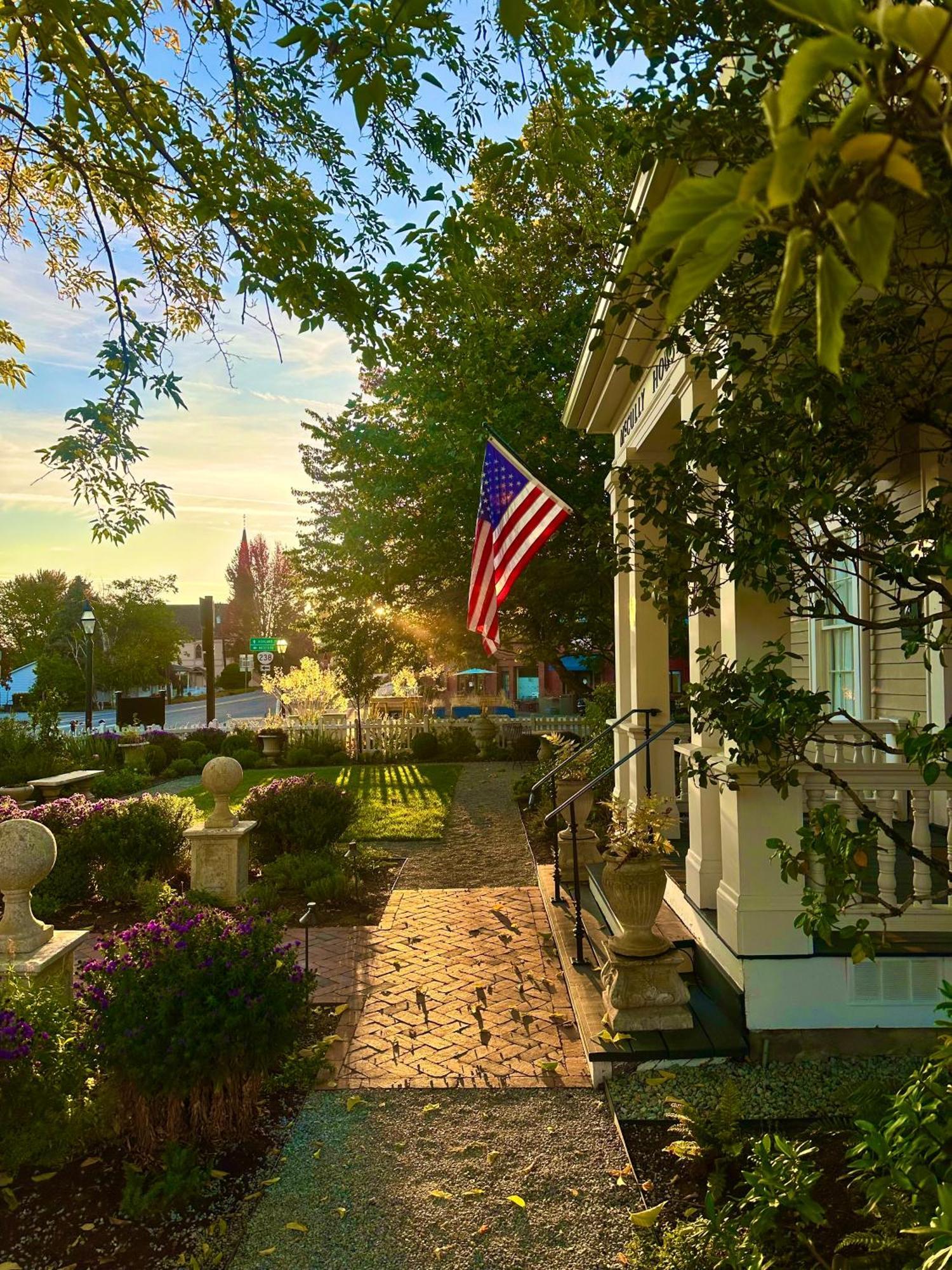 Mccully House Inn Джексонвилл Экстерьер фото